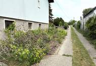 Dein Wohnglück im Grünen! Familienwohnhaus mit Vollkeller, riesengroßer Garten und ca 5km zum See!