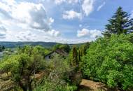 Traumhaftes Grundstück mit Wienerwaldfernblick und Althaus nahe Wien