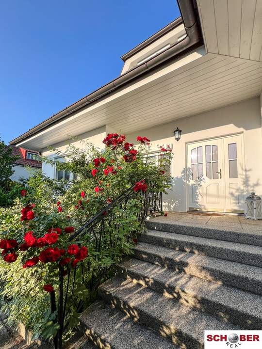 *Exklusive Traumvilla* Perfekter Zustand, erstklassige Lage