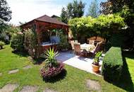 2241 Schönkirchen: Rarität! Traumhafte Wohlfühloase samt Schwimmhalle in bester Lage!