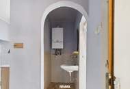 Charmantes Einfamilienhaus mit großzügigem Garten, 2 Garagen und viel Potenzial