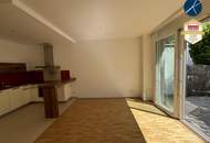 neuwertige 2-Zimmer-Wohnung mit Garten und Pkw-Stellplatz
