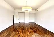 1010! Klimatisierte Bürofläche mit kleinem Balkon in repräsentativem Altbau am Rudolfsplatz!