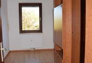 Eleganter "Retro-Style" - Großzügige, sonnige, ruhige Wohnung mit Süd-Loggia! 2 Garagenplätze!