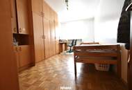 Gepflegte 4-Zimmer-Wohnung mit Küche &amp; Loggia in zentraler Lage!