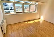 DACHGESCHOSS, INNSTRASSE, 42 m2 Neubau mit 2 m2 Balkon, 2 Zimmer, Komplettküche, Wannenbad, Parketten