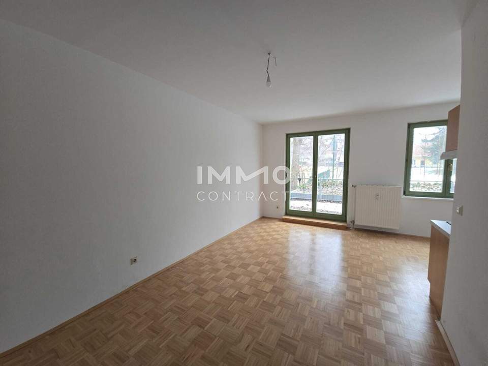 SINGLE-HIT: Schöne Klein-Wohnung bei der KF-UNI mit TERRASSE - Heinrichstraße 47b Top 10A