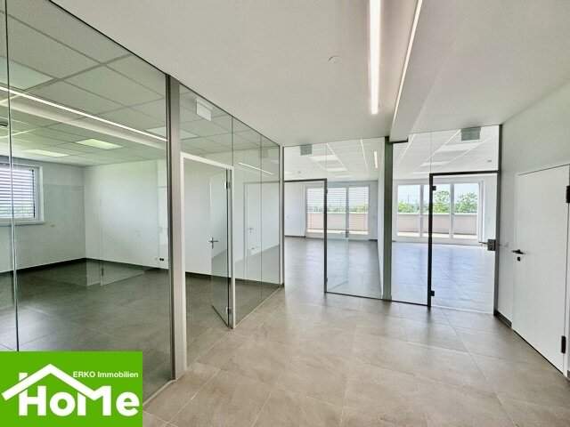 Modernes Büro - Bezugsfertig