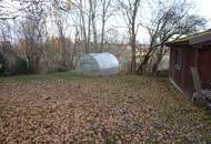 Liebevolles Landhaus mit Nebengebäude und riesigem Nutzgarten