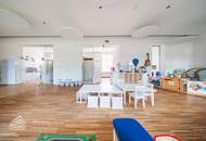 Großzügiger Kindergarten mit Gartenbereich