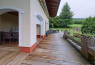 Einfamilienhaus am Grünland mit Bergpanorama