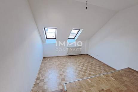 Dachgeschoßwohnung im Altbau: Erstbezug nach Sanierung mit Balkon und Einbauküche!, Wohnung-miete, 816,49,€, 8010 Graz(Stadt)