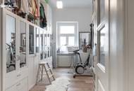 EXKLUSIVE 4 ZIMMER-ALTBAUWOHNUNG MIT TERRASSE IN BESTLAGE