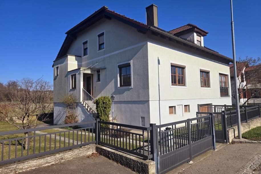 Großzügiges Wohnhaus mit zwei Wohneinheiten in 2070 Retz - toller Garten, Zweitgarage, Pelletheizung, Haus-kauf, 325.000,€, 2070 Hollabrunn