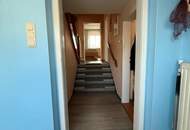 Geräumiges Einfamilienhaus mit zwei Wohneinheiten-Optionen in ruhiger Lage