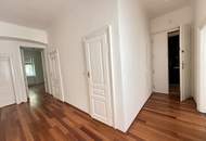 3,5 Zimmer mit großem Balkon warten auf Sie - Stilvolles Altbaujuwel in Bestlage von Währing!