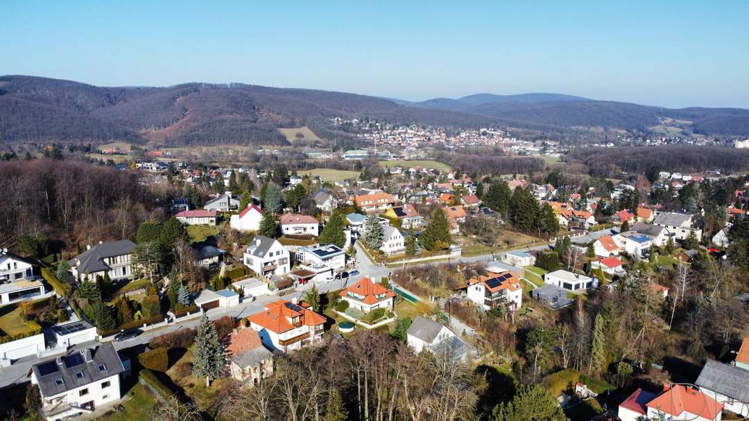 DB IMMOBILIEN | Sonniges Baugrundstück in ruhiger Waldrandlage !