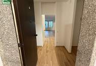 Ruhiger Wohnkomfort im begrünten Innenhof - In zentraler Lage des 8. Bezirks! Sofort beziehbare 2 Zimmer Wohnung mit guter Raumaufteilung inkl. Garagenplatz! Hohe Rendite erzielbar.