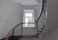 Trendig-sanierte 2,5-Zimmer-Wohnung mit Balkon in zentraler Lage