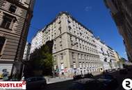 Sanierte Altbauwohnung bei der Mariahilfer Straße - 6 Zimmer + Balkon