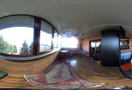 Sonnenhang trifft auf Weitblick! Großzügiges Einfamilienhaus in begehrter Lage von Langaberg