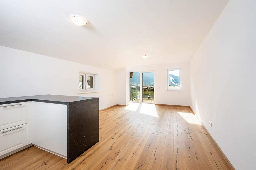 "Exklusives Wohnen mit Bergblick" – 4-Zimmer-Wohnung in Eben im Pongau
