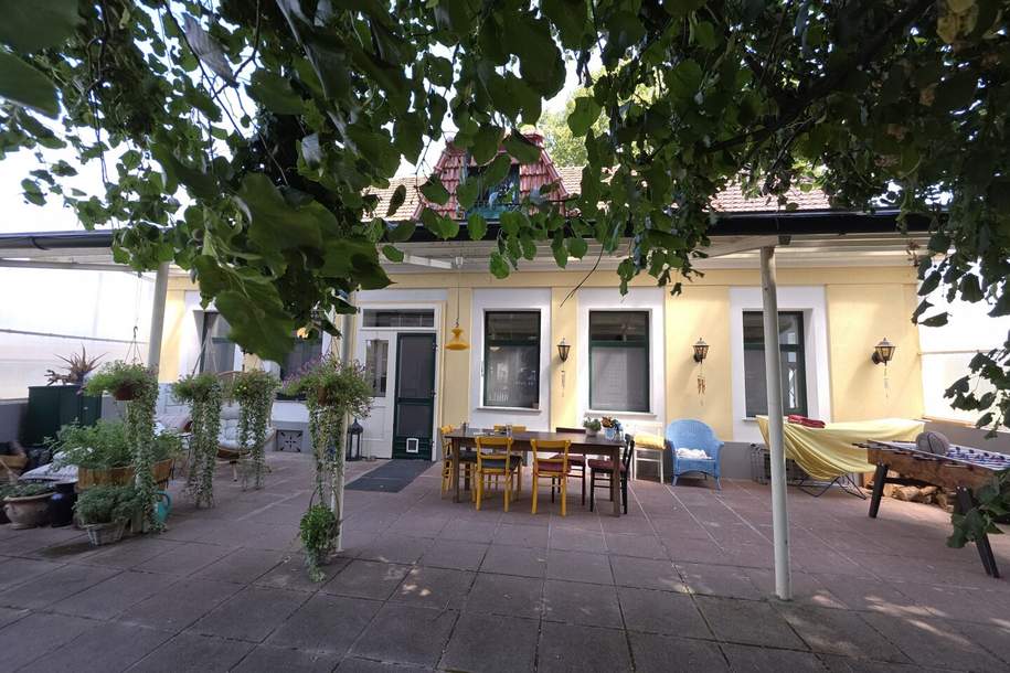 Einzigartiges Wohnrefugium umgeben von einem wunderschönen Garten mit Altbaumbestand, Haus-kauf, 690.000,€, 2151 Mistelbach