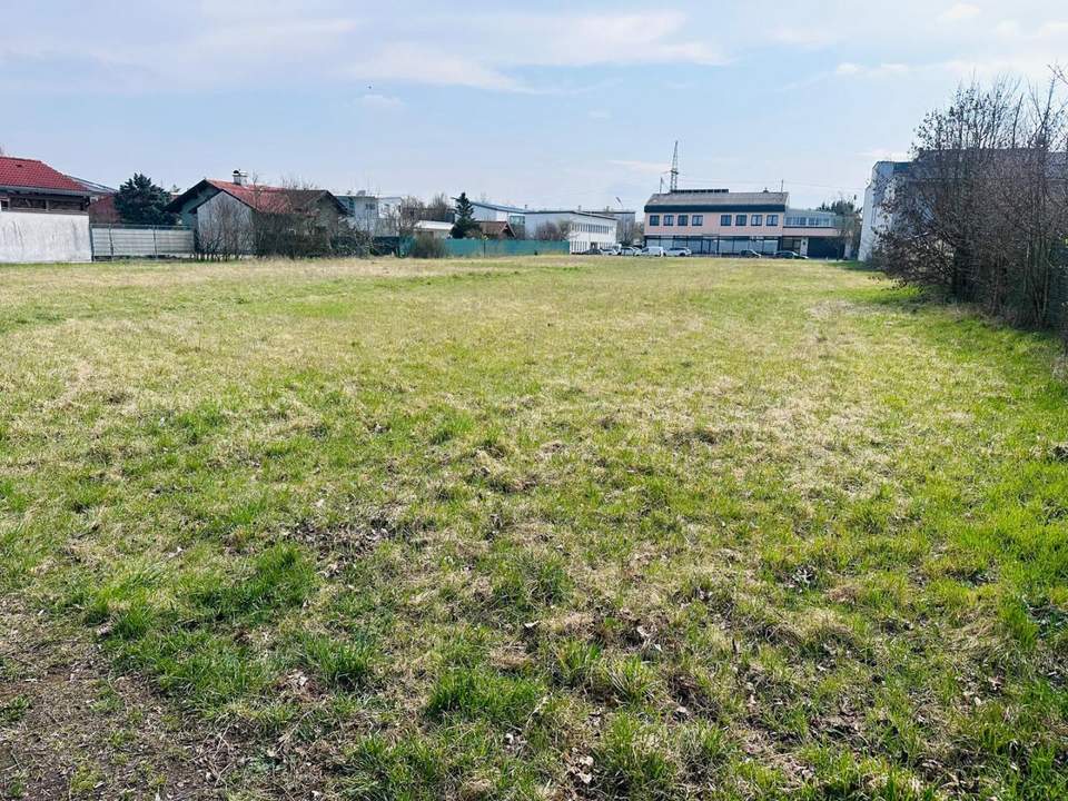 1549 m² Grundstück (Mischgebiet) in Traun (Bestlage)