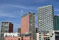 Wohnen im Erholungsgebiet - mit 2,5 Garagenstellplätzen - und spektakulärem Weitblick.