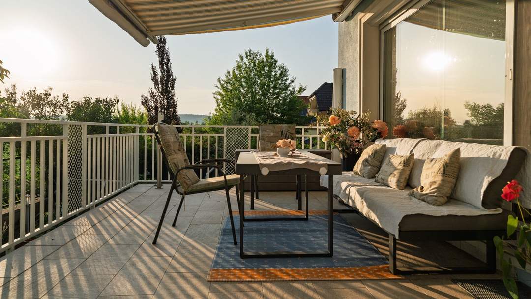 Traumhaus! Tolles Haus, direkte Autobahnnähe, Feldblick!