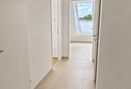 Hochwertige 3-Zimmer DG-Wohnung | 96 m² Wohnfläche | mit Balkon & 2 Parkplätzen (Ziegelmassiv!)
