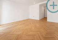 Kompakte Altbauwohnung mit Balkon