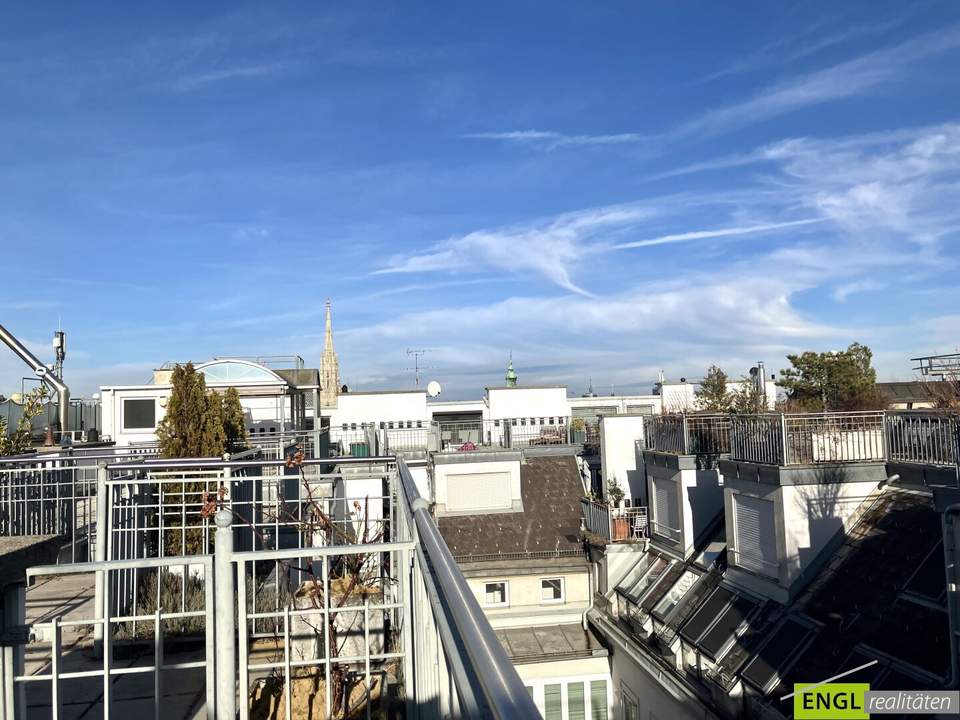 Beste Adresse! Helle Maisonette Wohnung mit Balkon, Wintergarten und Terrasse mit Blick zum Stephansdom