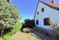 Oggau am Neusiedler See: Traumgarten in ruhiger Siedlungslage mit saniertem Einfamilienhaus!