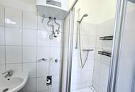 Mehrparteienhaus mit Parkplätzen im Zentrum von Spittal