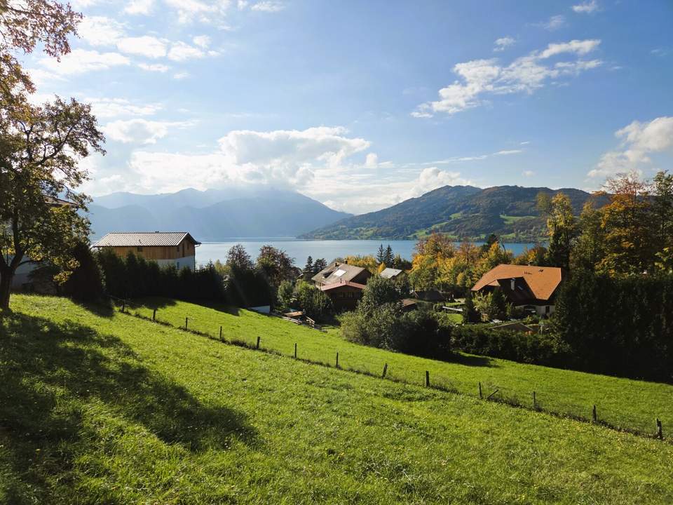 Logenplatz über dem See (projekt. Einfamilienhaus mit Pool)