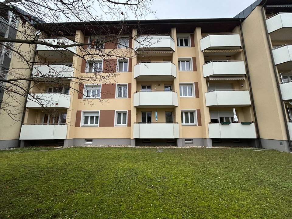 Charmante 4-Zimmer-Eigentumswohnung mit Balkon