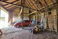 Gepflegtes Haus mit Stadel und Nebenräumen