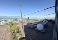 Kleine Perle im ultramodernen Wohnhaus mit Pool am Dach zu mieten // Small gem in an ultra-modern apartm. building with pool on the roof for rent //