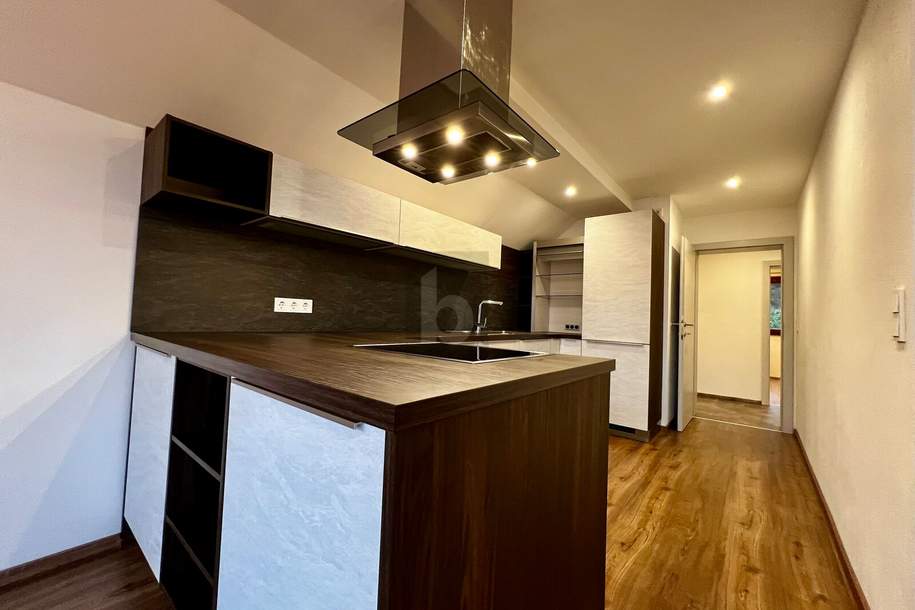 Preisreduktion! PREISHIT! SANIERT IN ZENTRALSTER LAGE MIT LOGGIA!, Wohnung-kauf, 295.000,€, 5760 Zell am See
