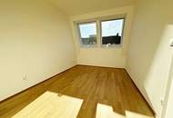 ERSTBEZUG, AUGARTEN-NÄHE, klimatisiertes 44 m2 Dachgeschoss, 2 Zimmer, Komplettküche, Duschbad, Parketten, Brigittenauer Lände