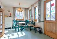 Repräsentative Villa in Zwettl mit 2137 m² Grundstück - Wohnen und Arbeiten stilvoll vereint