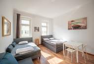 ++NEU++ sanierungsbedürftige 2-Zimmer Altbauwohnung mit Balkonoption