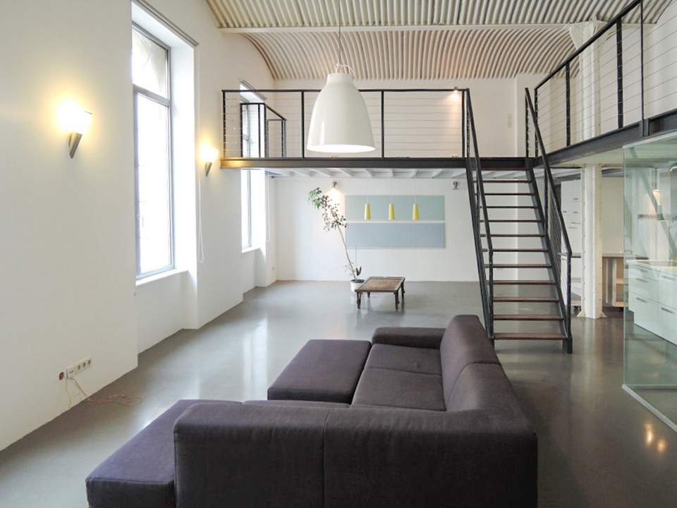 Loft-Büro in alter Dampfmaschinenfabrik