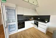 Traumhafte Erstbezugs-Maisonette mit Galerie, großer Terrasse und Weitblick nahe Kagraner Platz! Hochmoderne Ausstattung und Küche inkludiert!