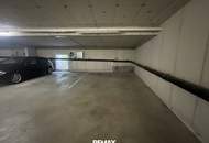 Wohnen über den Dächern von Graz mit Blick auf den Schlossberg: Exklusive Stadtwohnung mit Terrasse