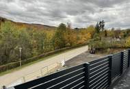 Modernes Zweifamilienhaus mit Gartenwohnungen – Erstbezug!