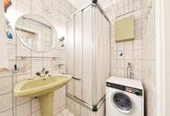 Perfekter Grundriss & ruhige Lage Nähe Spitz | 2-Zimmerwohnung mit ebenerdiger Garage | sanierungsbedürftig