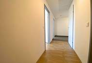 Schöne, helle 2-Zimmer-Genossenschaftswohnung mit Tiefgaragenplatz!