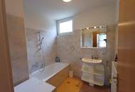 Gmunden: Äußerst gemütliche, teilmöblierte Wohnung mit Balkon im 1. OG in Seenähe!